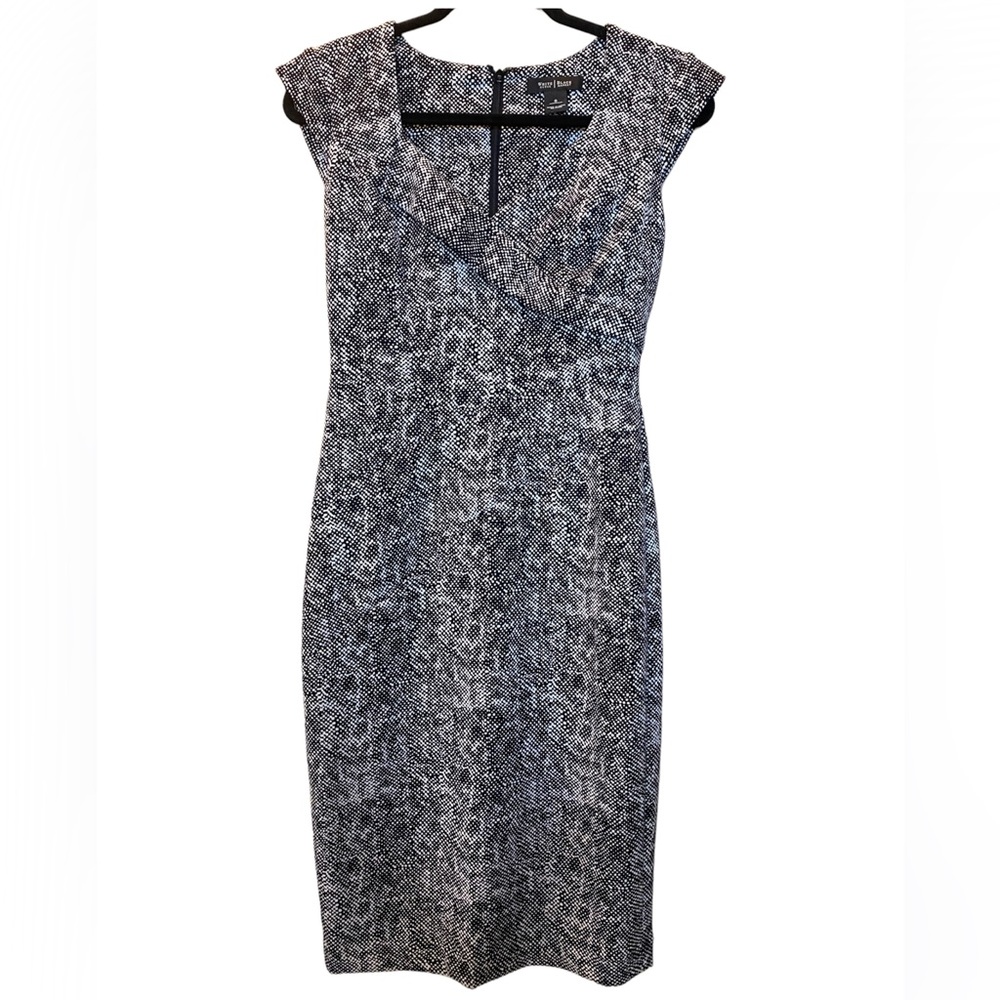 White House black market Fitted Dress Size 0